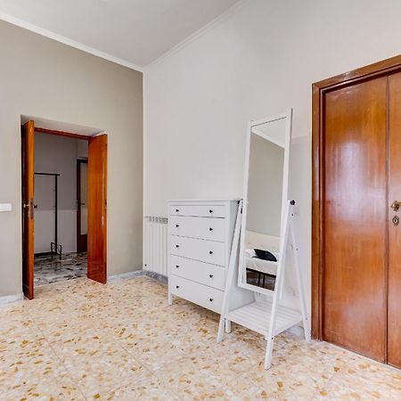 Vivilo Collection - San Vito View Apartment - 3 Bdr 2 Baths Rom Exteriör bild