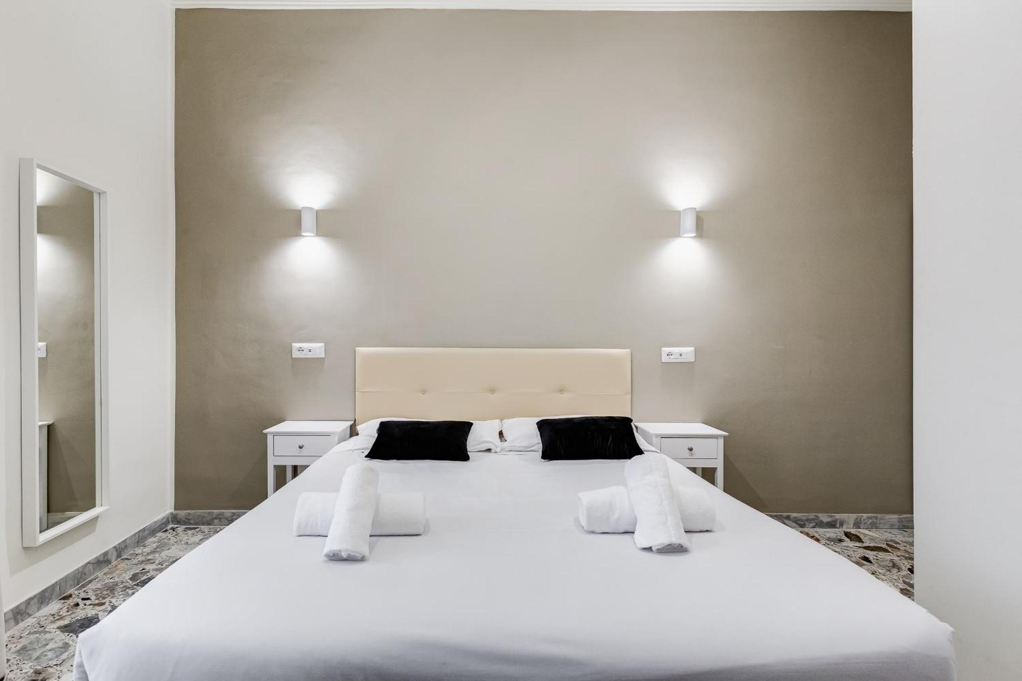 Vivilo Collection - San Vito View Apartment - 3 Bdr 2 Baths Rom Exteriör bild