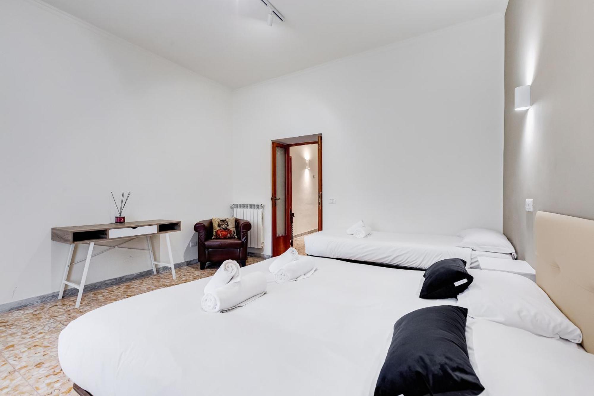 Vivilo Collection - San Vito View Apartment - 3 Bdr 2 Baths Rom Exteriör bild